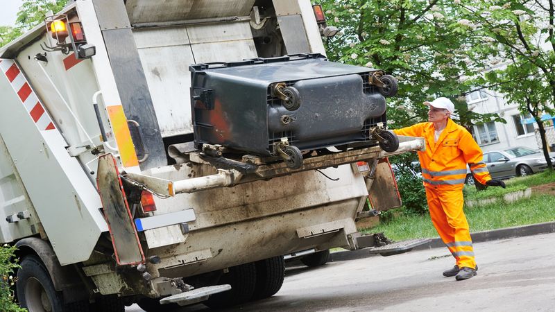 3 Advantages of Using Construction Garbage Bin Rental in Saskatchewan