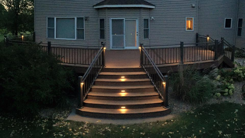 Installing an Outdoor Stairs Railing in Chicago