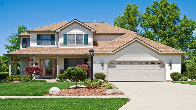 3 Matters to Settle With Your Garage Builder in New Brighton, MN