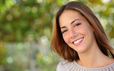 Why Some Dental Services Are Completed on One Side of the Mouth at a Time